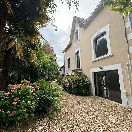 Demeure De Charme Vue Riviere Perigueux Piscine Parking Bed & Breakfast Exterior foto